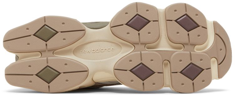 9060 Grey Matter Timberwolf