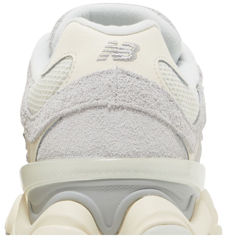 9060 Quartz Grey